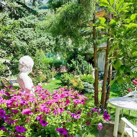 Sabine - Berta Apartment Merano