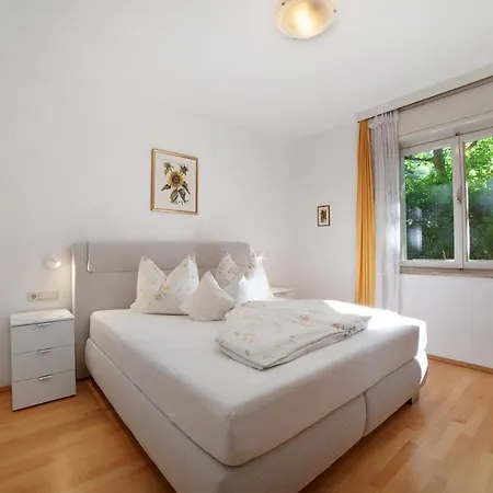 Sabine - Berta Apartment *