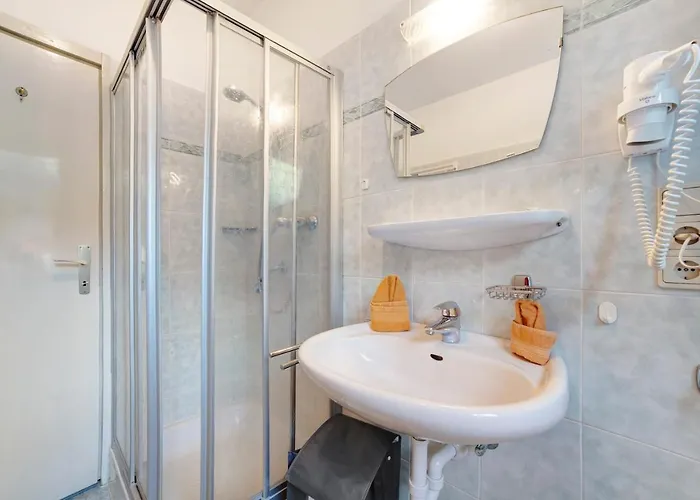 Sabine - Berta Apartment Meran